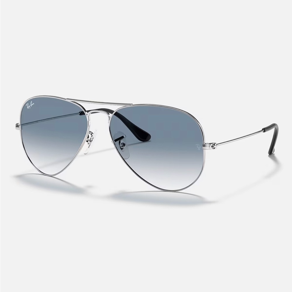ray ban sunglasses with case and cleaning cloth